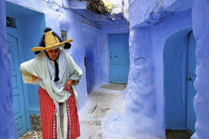 "Asilah & Chefchaouen Art Work Tour | Privat og luksus
