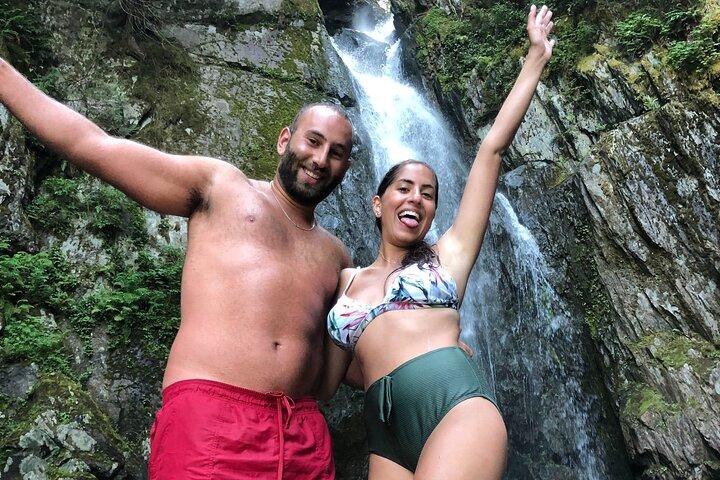 2 uur durende gecharterde boottocht vanuit Deep Cove North Vancouver