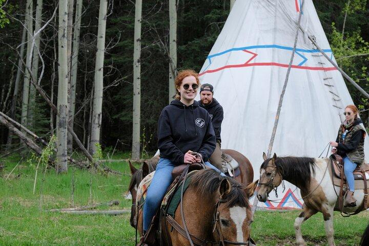 Balade à cheval d'une heure dans Buffalo Loop à Kananaskis