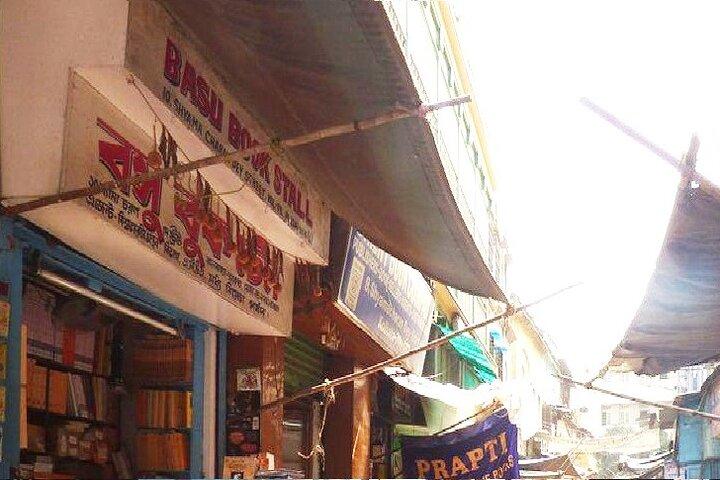 カルカッタの市場を通したプライベート・モーニング