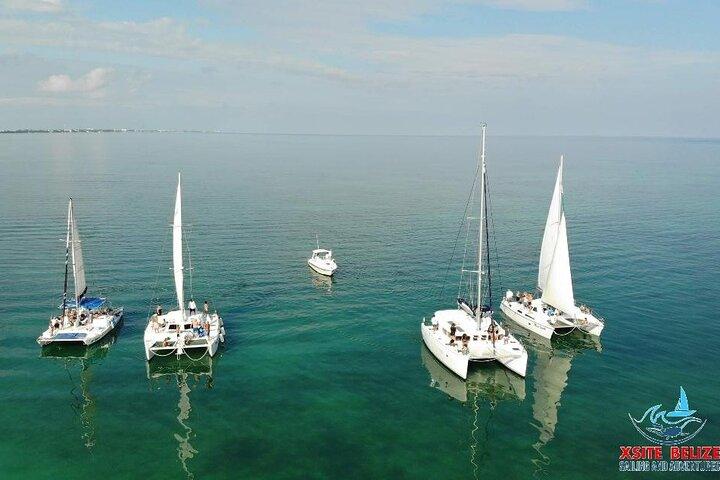 Caye Caulker Vela con Snorkeling Hol Chan e Shark Ray Alley