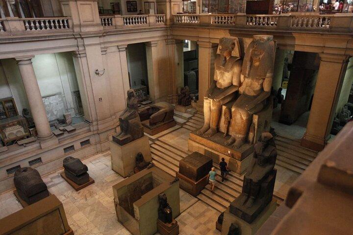 Excursão de dia inteiro a Giza com Camel Ride e Grand Egyptian Museum