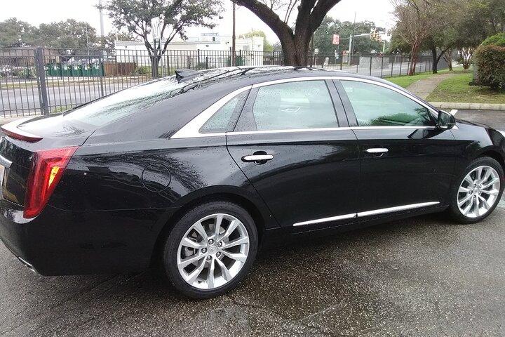Een Black Car-, Limousine- en SUV-service in San Antonio en Zuid-Texas.