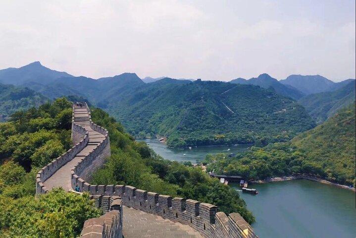 Mutianyu Great-wall and Huanghuacheng Water Great-wall Tour within One Day