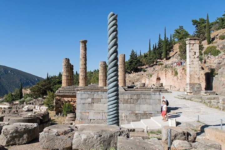 3 Day Private Tour in Olympia, Delphi & Monasteries of Meteora
