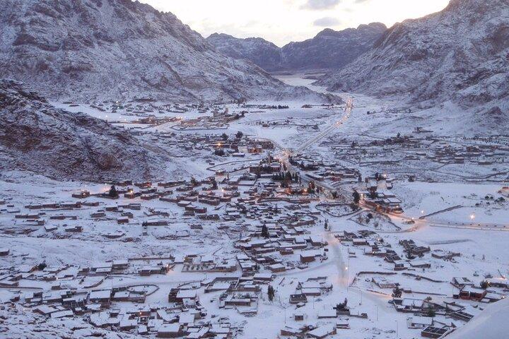 Escursione all'alba e visita al monastero del Monte Sinai e pranzo e pranzo