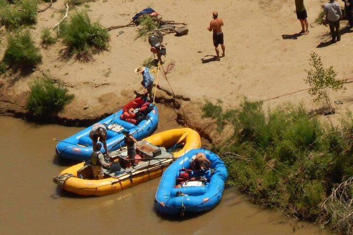 Moab Combo: Colorado River Rafting og Canyonlands 4X4 tur