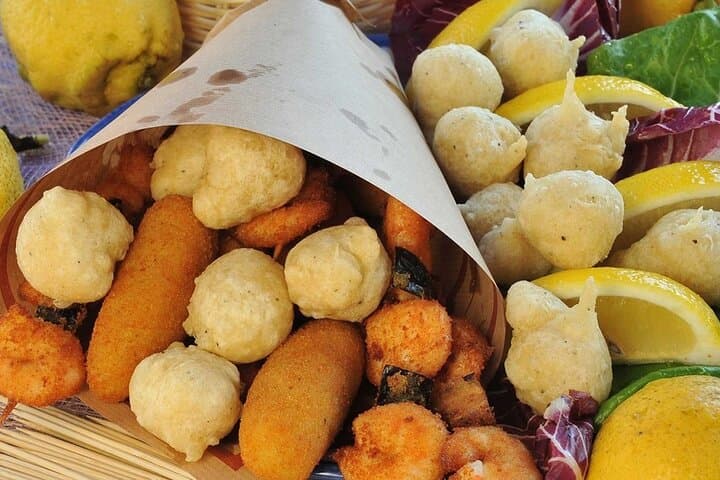 Private Tour: Naples Food Tasting Walking Tour