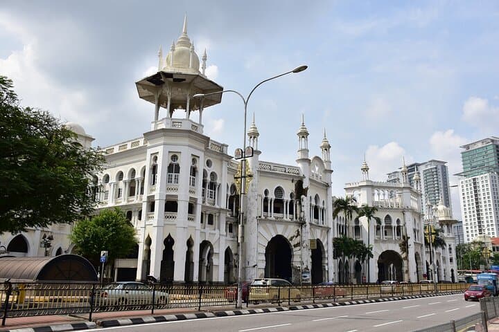 Inspiring Half-Day Kuala Lumpur Landmarks and Temples Tour