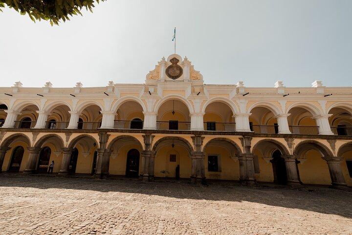 Visite privée à pied à Antigua Guatemala + Expérience dans une plantation de café