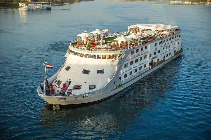 Nile Cruise 4nights – 5days from luxor to aswan with vist tours