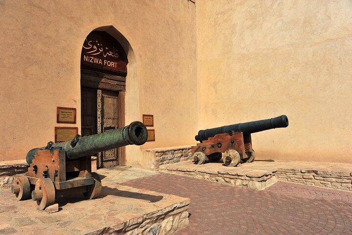 Tour Hoor 2 Days-1 Night In Jabal Shams, Oman Tours package