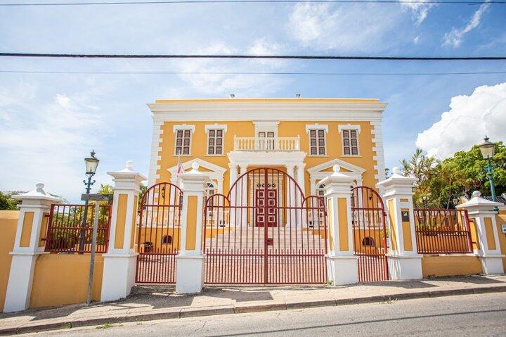 Cultural historical(murals) selfguided audio Tour of Otrobanda