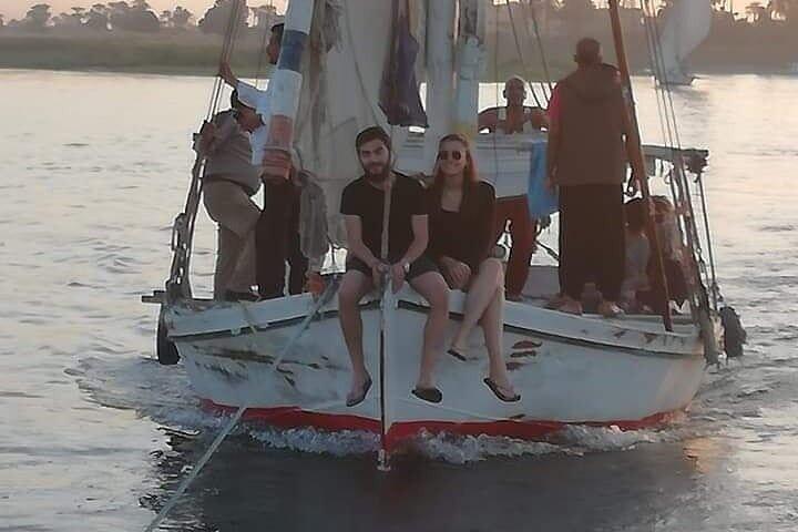 Crociera sul Nilo 3 notti – 4 giorni Da Assuan a Luxor con guida e tour da visitare