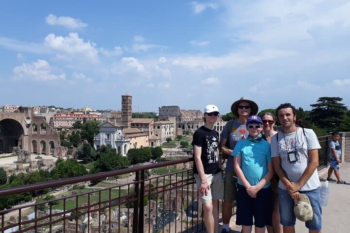 Private Colosseum, Roman Forum Tour: Arena Floor or Family Option