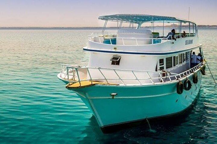 Schnorcheln Ausflug in Sharm El Naga
hURGHADA