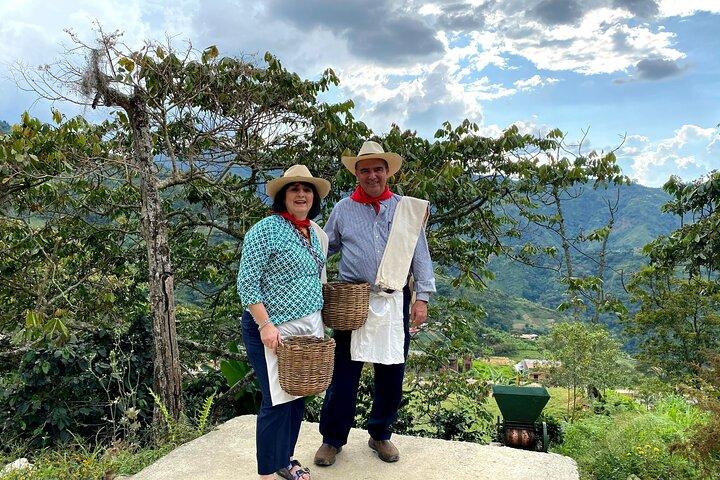 EXPERIENCES COLOMBIA (coffee tour)