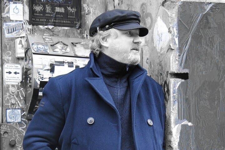 The Kiez-Captain Reeperbahn & Beatles Kieztour Hamburg
