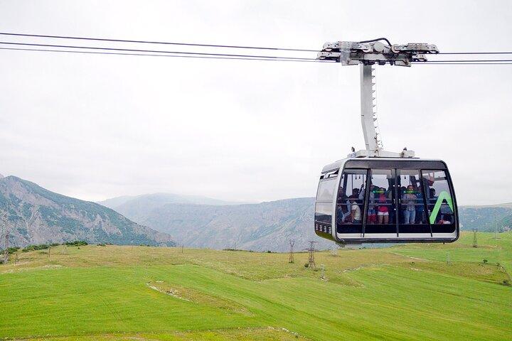 Gruppetur: Hin Areni Winery, Tatev (wayback på Ropeway), Khndzoresk Caves