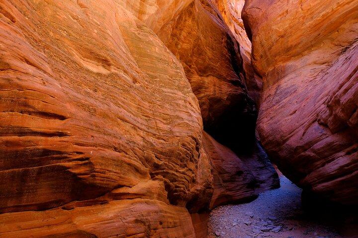 Great Chamber/Peekaboo Slot Canyon UTV Tour 4 timer
