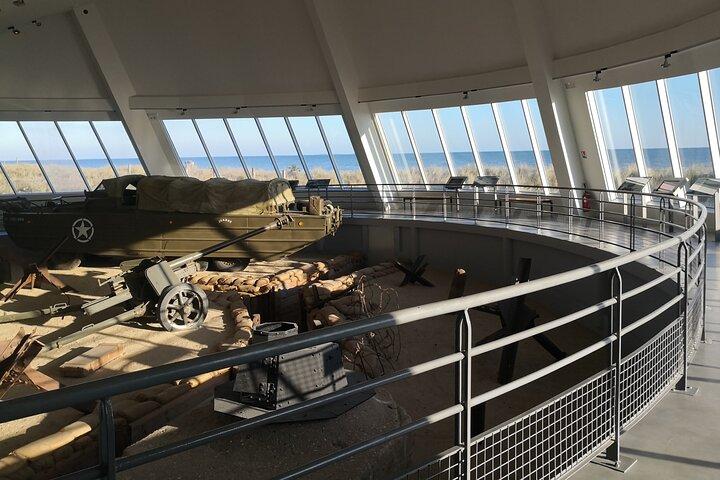 Excursion du Jour J de Paris à Utah Beach à bord d'un van - Tour Privé (2/7 pax)
