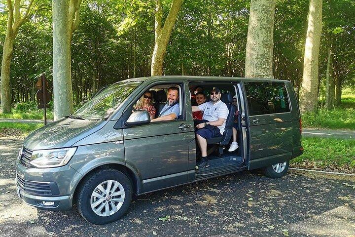 Excursion du Jour J de Paris à Utah Beach à bord d'un van - Tour Privé (2/7 pax)