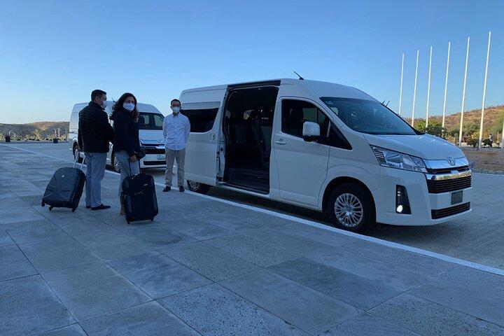 Private Roundtrip Transfer from Los Cabos Airport