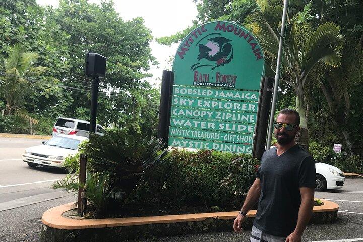 Dunns River & BlueHole Tour Includes Entry Fees