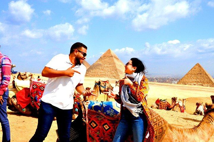 VIP Giza Pyramider Tour + Quad Bike Adventure + Camel Ride & Lunch