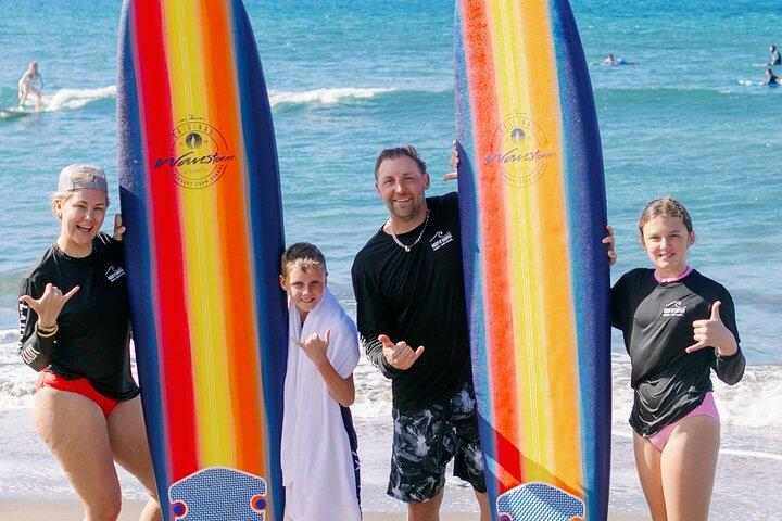 2 timers privat gruppesurf i Lahaina Maui
