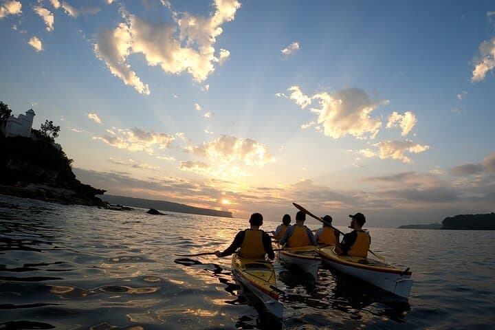 Sydney: Sunrise Escape – Middle Harbour Kayaking Experience