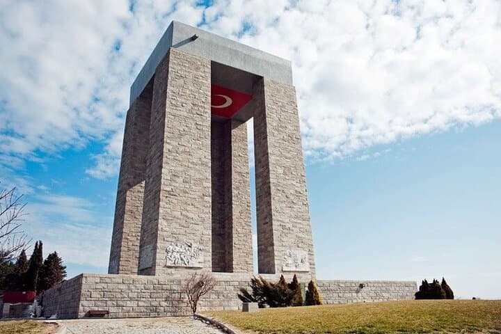 2-Day 1 Night Gallipoli and Troy tour from Istanbul