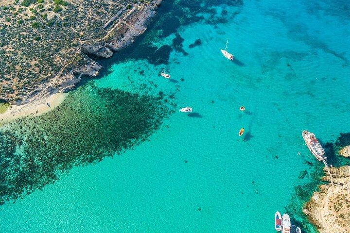 Malta Privé boottocht naar Comino, Gozo, Blue Lagoon & Caves