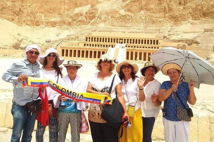 Incroyable croisière de 4 jours sur le Nil Louxor, Assouan et Abou Simbel, billets de train du Caire
