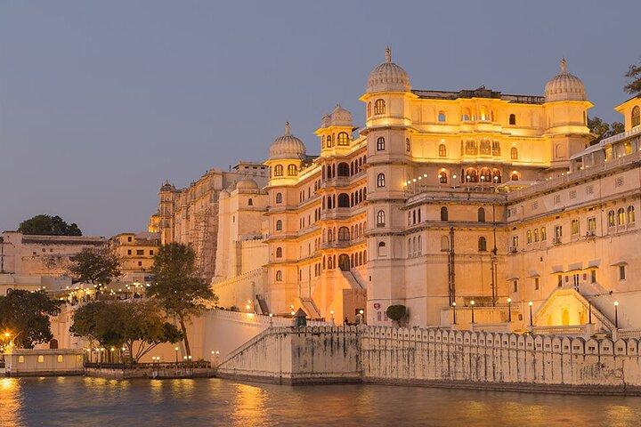 Trasferimento di sola andata da Jaipur al Monte Abu con Pushkar / Udaipur