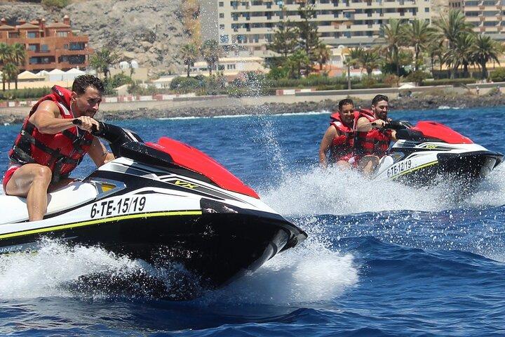 Jet Ski de 3 heures et 1 heure à Tenerife Sud