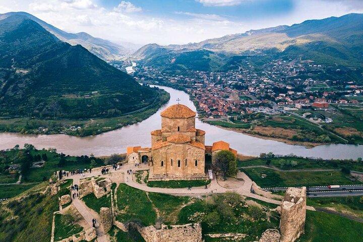 Private 7-Day Tours & Transfers from Tbilisi to Top Georgia Spots