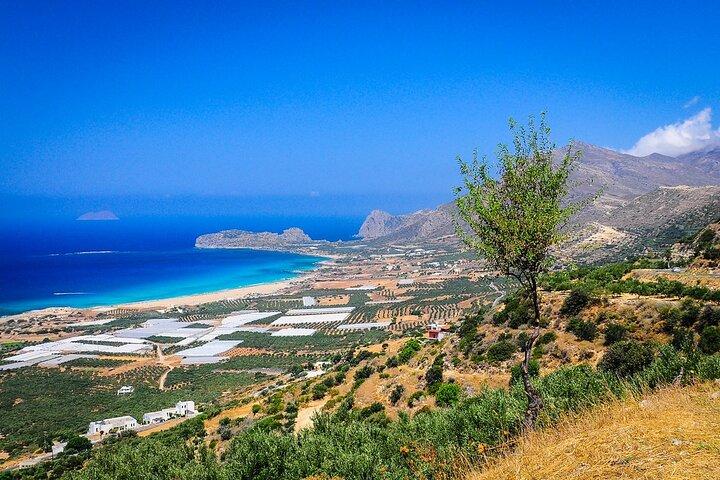 Tour privato in furgone alla spiaggia di Falassarna da Chania