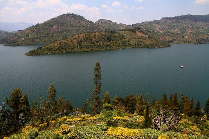 11-tägige Uganda-Ruanda-Gorilla-Tracking-Tour ab Entebbe