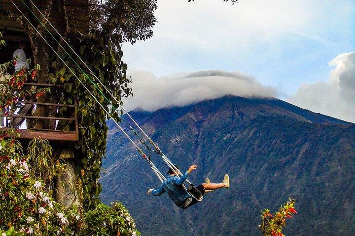 Cotopaxi & Baños Heldagstur från Quito Adventure i Anderna