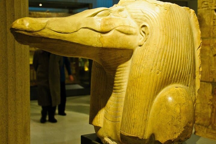 Private Guided Tour: Egyptian Museum in Cairo