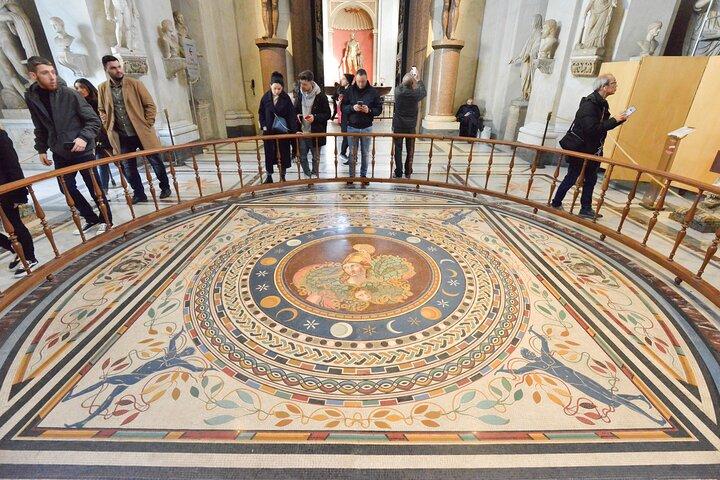 Kid-Friendly Coupe-file Tour: Chapelle Sixtine et Vatican