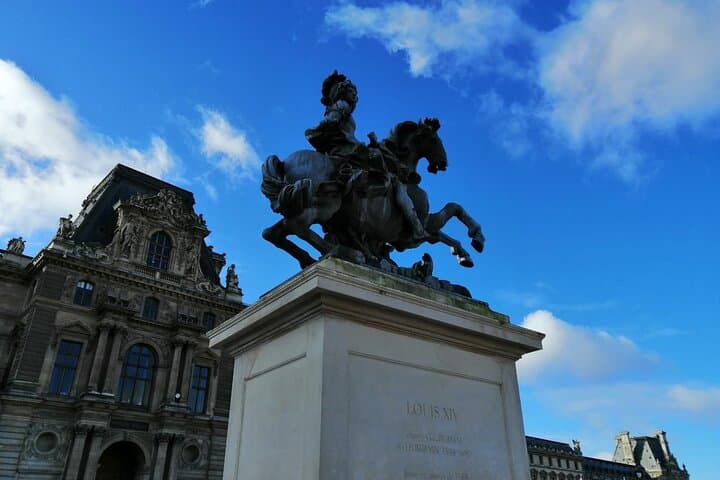Louvre Highlights Tour for Kids Ticket Included