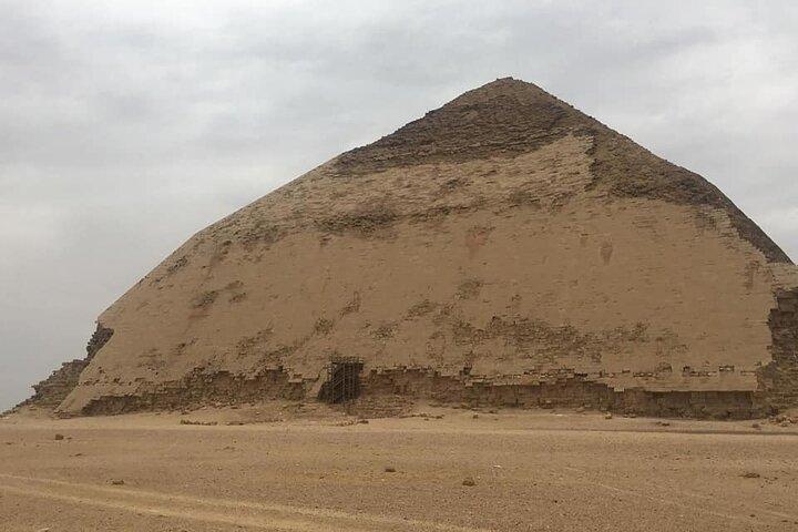 Piramides van Gizeh-Saqqara-Dahshur en Memphis privédagtour