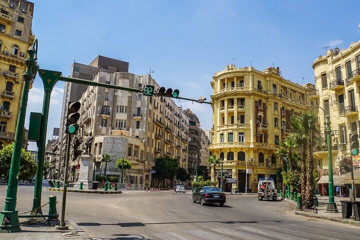 Discover The Amazing Nightlife Of Cairo And Riding the Carriage
