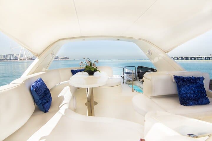 Private Charter Yacht: Dubai Marina, Atlantis And Burj al Arab