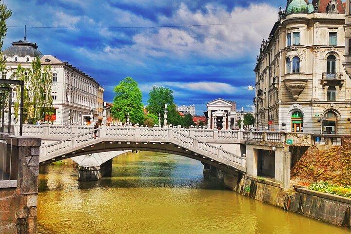 Groot Slovenië : Ljubljana + Meer van Bled + Grot van Postojna - Dagtour