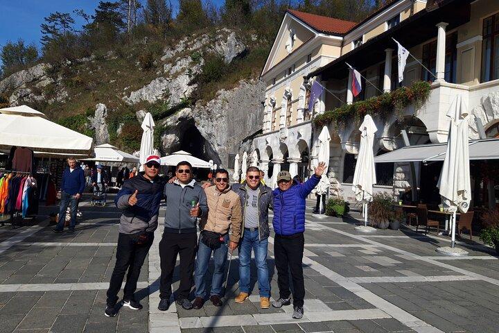 Groot Slovenië : Ljubljana + Meer van Bled + Grot van Postojna - Dagtour