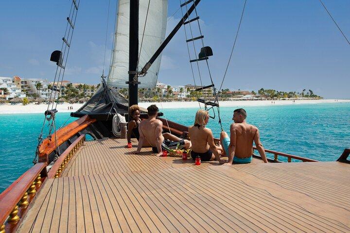 Aruba Jolly Pirate Middagzeilen met snorkelen