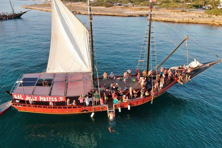Aruba Sunset Jolly Pirate Sail avec Open Bar